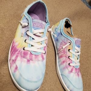 BRAND NEW Never worn Tie Dye Skechers Bobs shoes. Women size 11